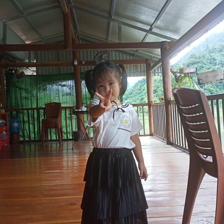 Tran Xuan Homestay Ba Be Village Exterior foto