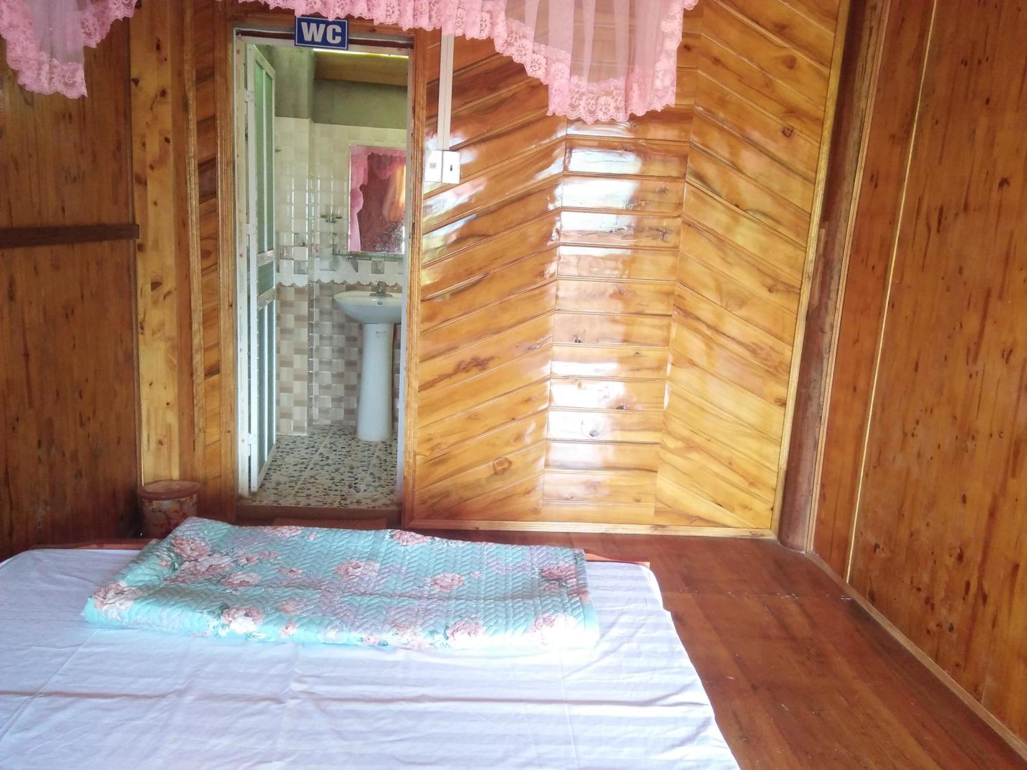 Tran Xuan Homestay Ba Be Village Habitación foto